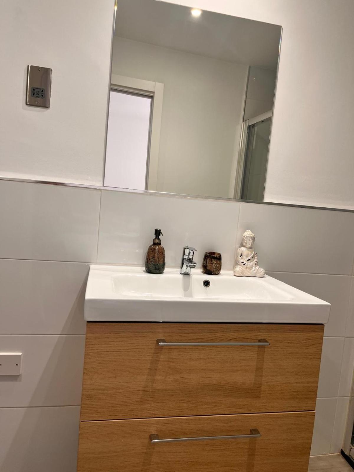 269 Main Street 3 Bedrooms Gem ยิบรอลตาร์ ภายนอก รูปภาพ